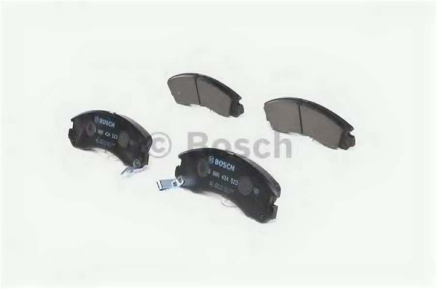 Колодки тормозные дисковые MITSUBISHI OUTLANDER 03/PAJERO 9000/00 передние, 0986424523 BOSCH 0 986 424 523