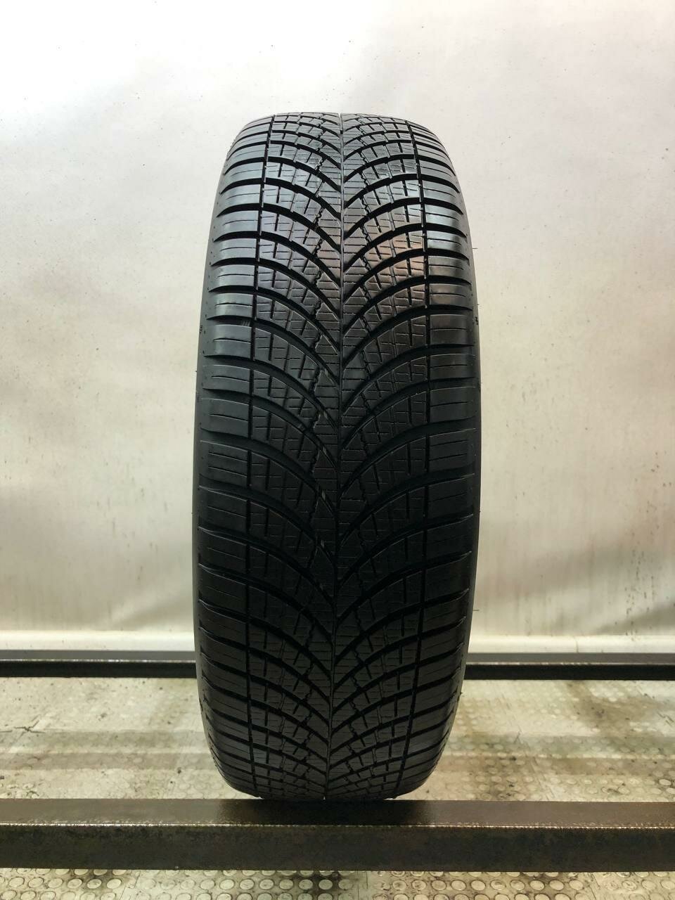 Goodyear Vector 4 Seasons Gen-3 195/60 R18 БУ Шины Летние