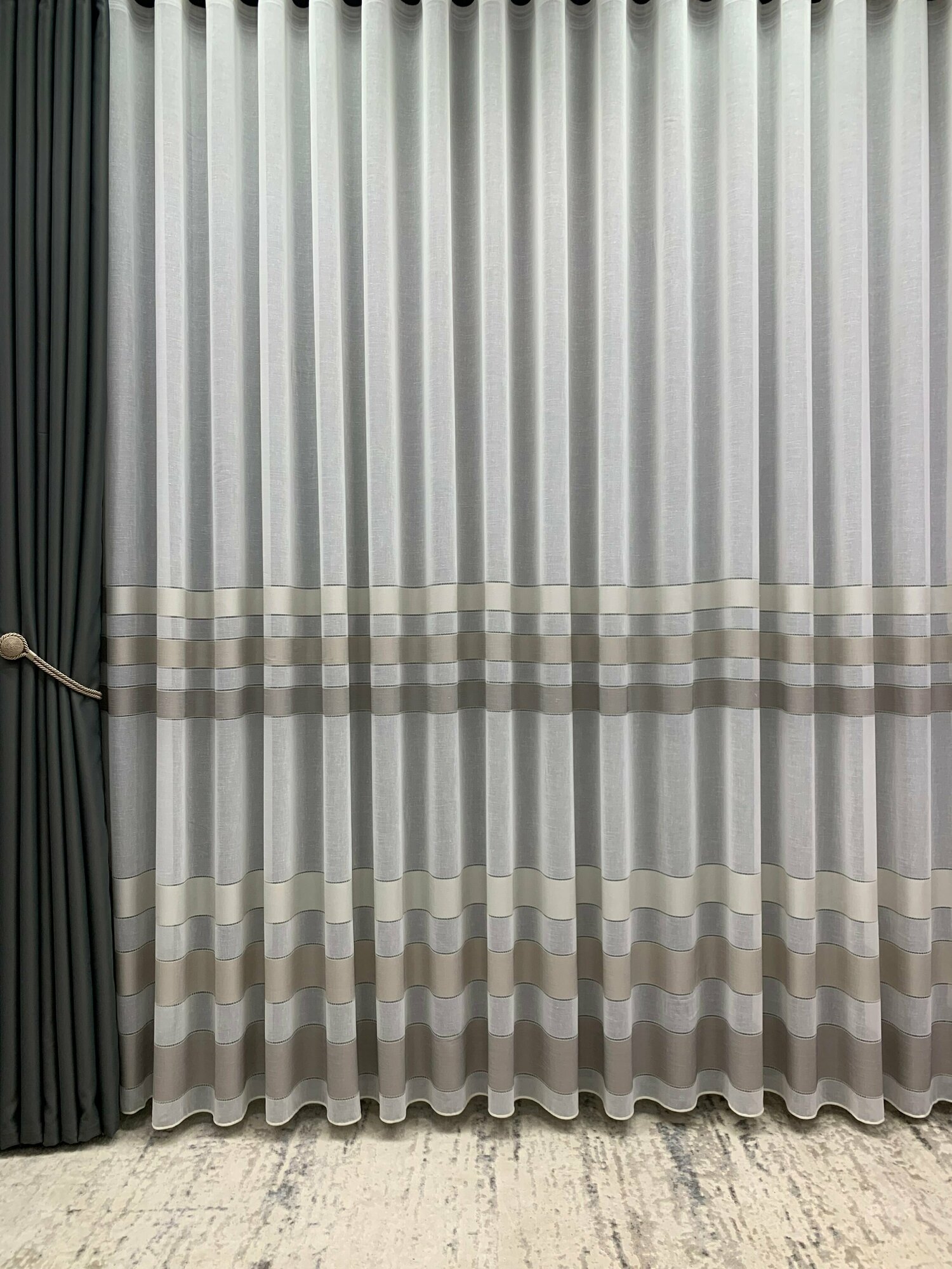 Тюль GERGER на шторной ленте 200х300, 1 шт., серо-бежевый - фотография № 1