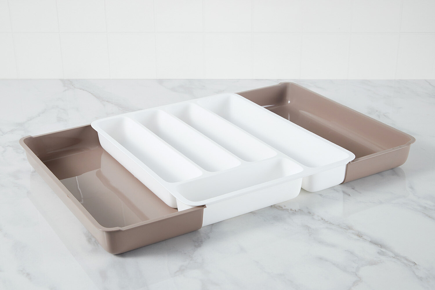 фото Органайзер для столовых приборов со вставками Hoff 285