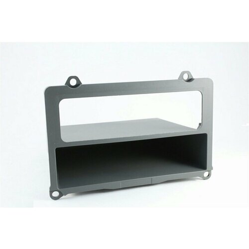 Вставка центральной облицовки с отверстием под магнитолу ГАЗель-Next 1899₽