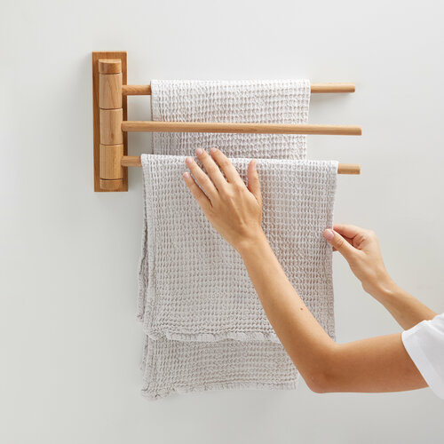 Держатель Octopus-3 для полотенец 40х22х6 cм вешалка настенная деревянная Varmanpro 3120₽