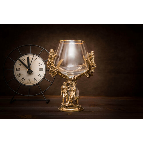 Подарочный бокал ручной работы 