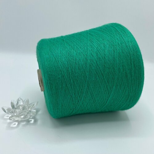 Бобинная пряжа для вязания (100 гр.) COFIL 43% вискоза 29% полиэстер 28% эластан