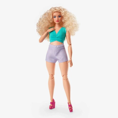 Кукла Barbie Looks Doll Curvy, Curly Blonde Hair (Барби Лукс Пышная Блондинка с кудрявыми волосами) кукла barbie looks лукс образы блондинка с короткой стрижкой hcb78