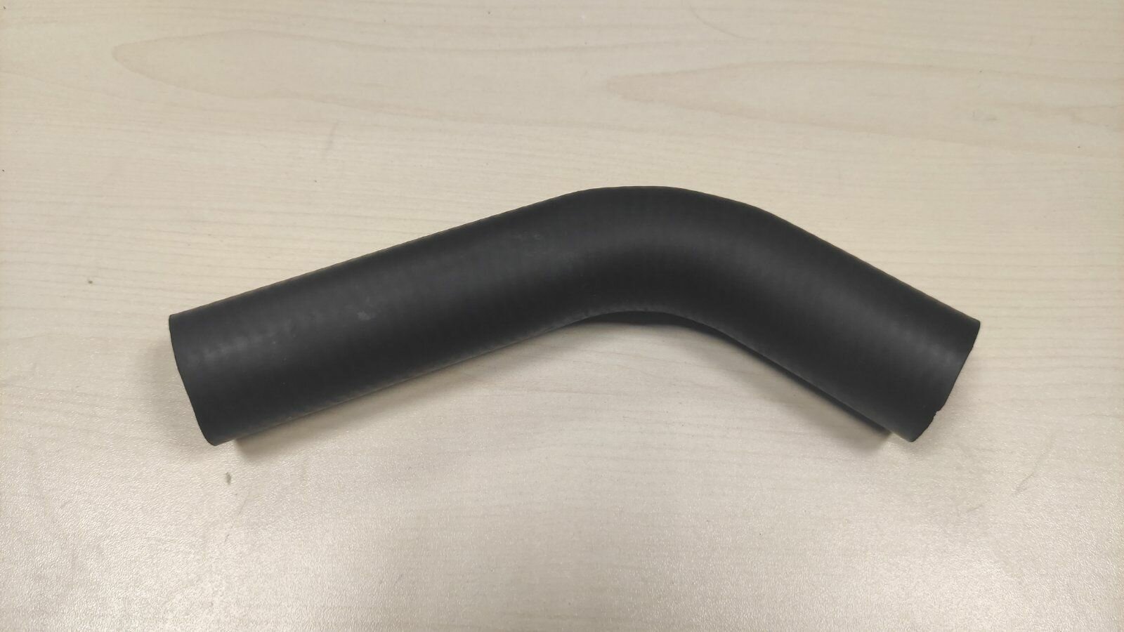 фото Патрубок системы охлаждения GEELY MK