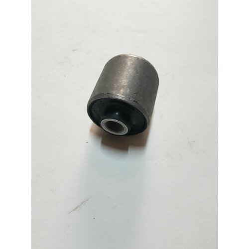 Сайлентблок (шарнир) реактивной штанги (продольной) нива Урбан (большой)