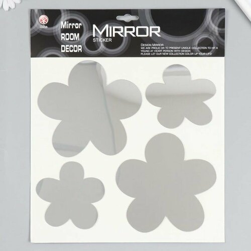 Наклейка интерьерная зеркальная Цветочки 38х31 см 622₽