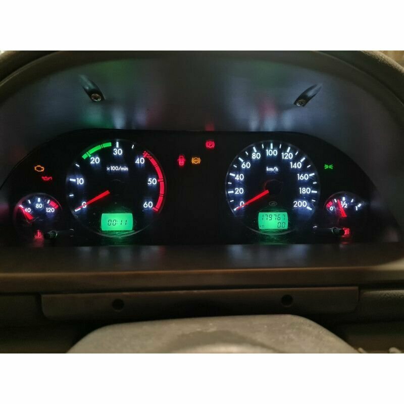 фото Подсветка панели приборов УАЗ Патриот с 2007 до 2013 г. в