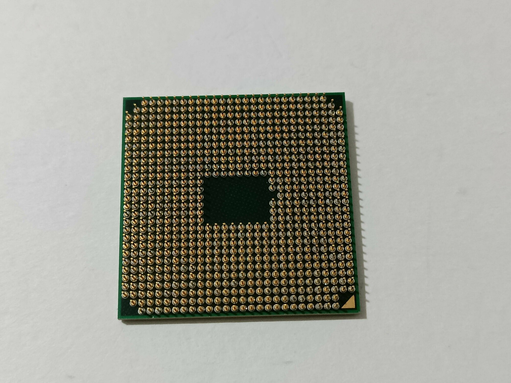 AMD A6-3400M Llano 4 ядра 4 потока Socket FS1 процессор для ноутбука