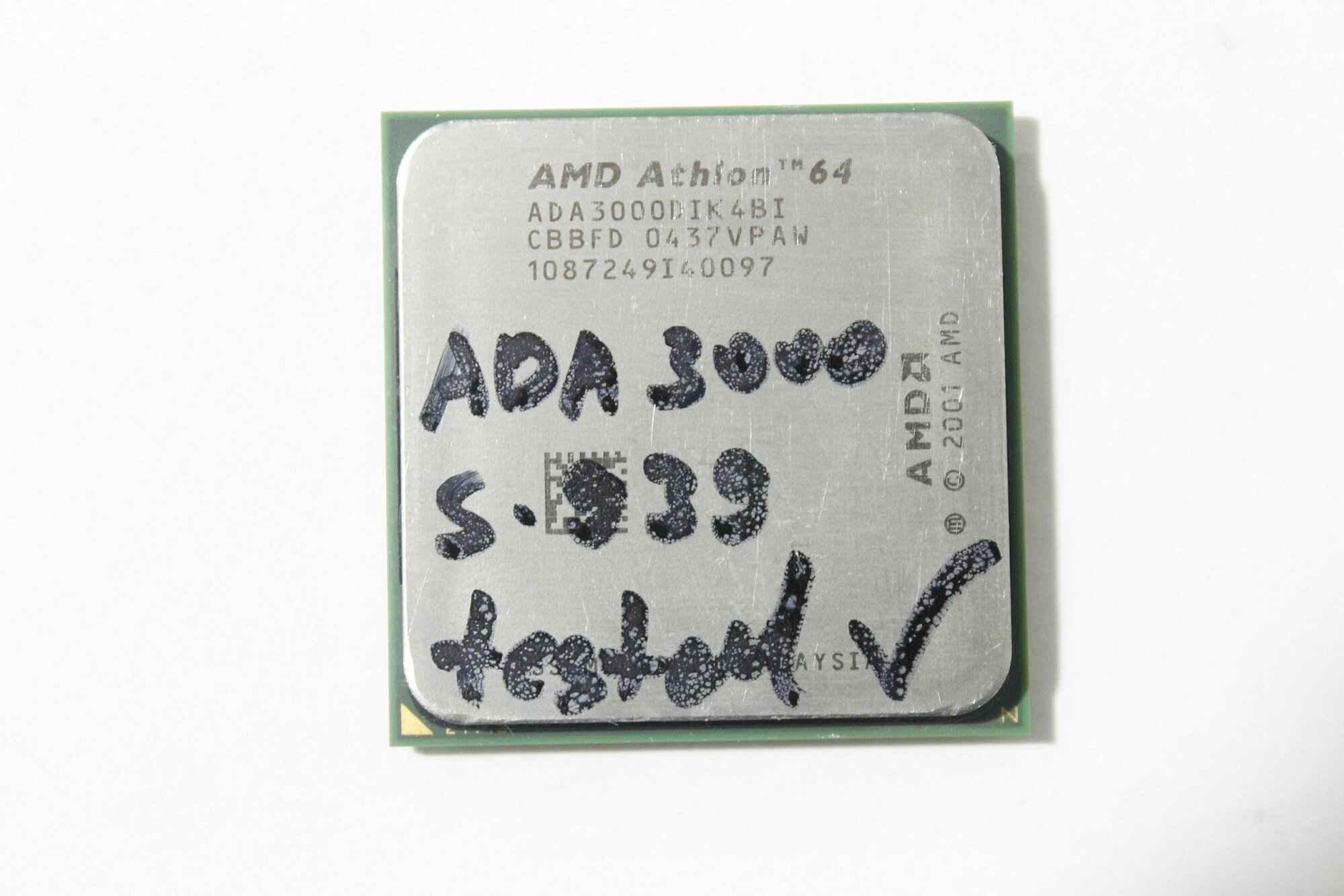 Процессор AMD Athlon 64 3000+ Venice S939 1 x 1800 МГц