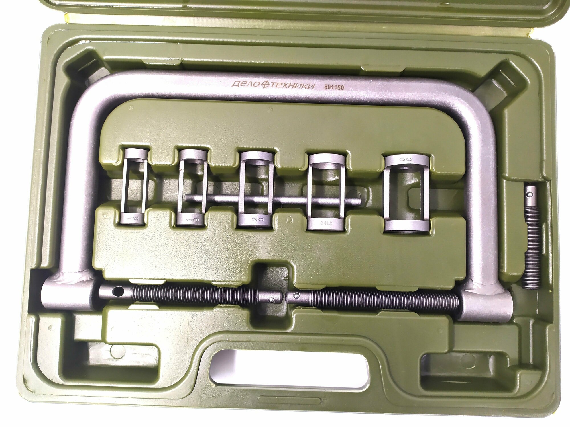 Рассухариватель струбцинный с насадками диаметр 16,19,23,25,30 мм, в кейсе Дело Техники, 801150