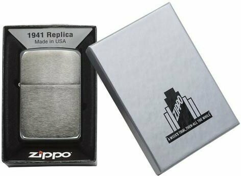 Зажигалка ZIPPO 1941 Replica ™ с покрытием Black Ice ®, латунь/сталь, чёрная, глянцевая, 38x13x57 мм