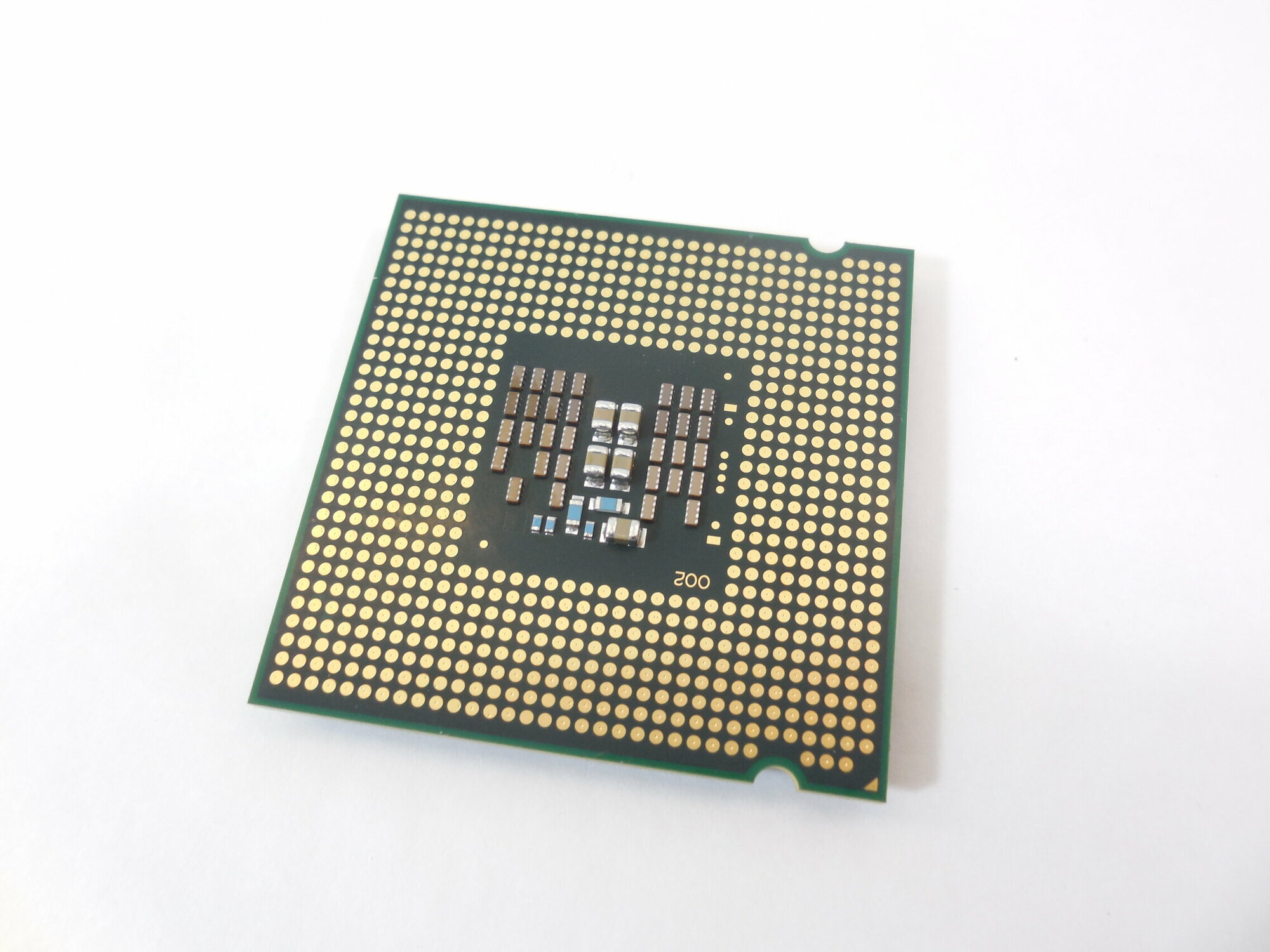 Процессор Intel Core 2 Quad Q8200 Yorkfield LGA775 4 x 2333 МГц