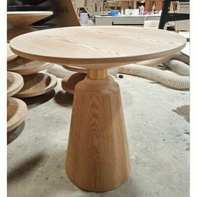 Столик кофейный из цельного дерева в стиле Nicole Coffee Table (60*60*65 см светлое дерево)