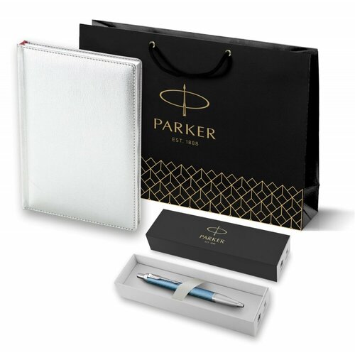 эксклюзивный подарочный набор шариковая ручка parker im premium k318 pearl gt и ежедневник недатированный белый Подарочный набор: Ручка шариковая Parker IM Premium K318 Blue Grey CT, цвет чернил синий и ежедневник серебристого цвета