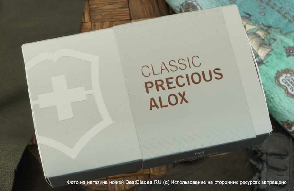 Нож Victorinox Classic Precious Alox серый (0.6221.4031g) - фото №20