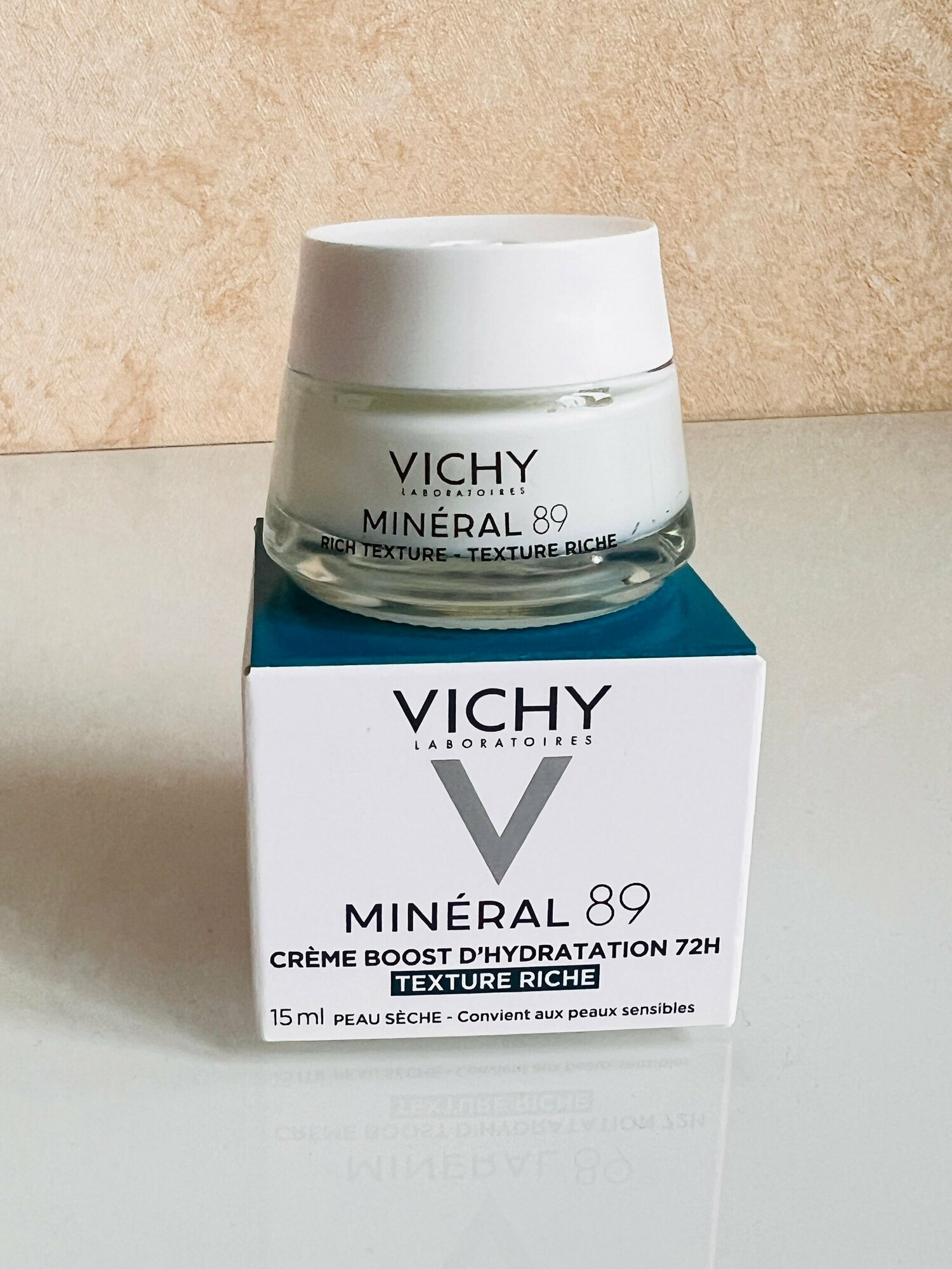 Крем для лица "Mineral 89" от бренда Vichy