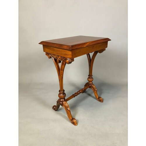 фото Стол приставной domkorleone из красного дерева (mahogany wood), цвет орех naa (светло-коричневый) дом корлеоне