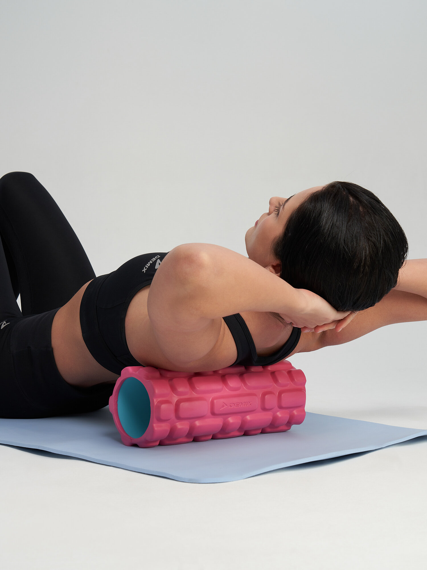 Ролик массажный Demix