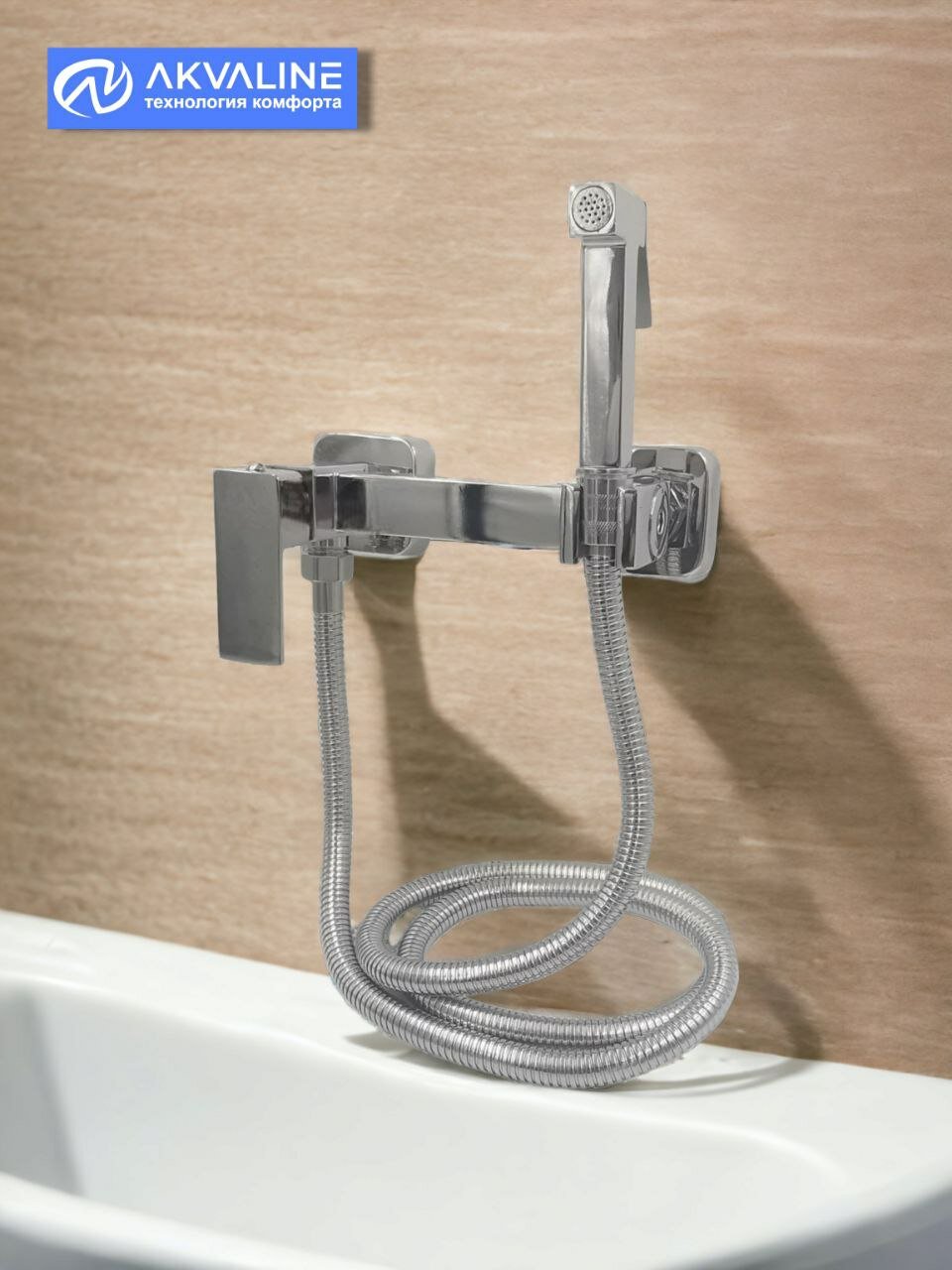 фото Смеситель гигиенический для биде с шлангом и лейкой