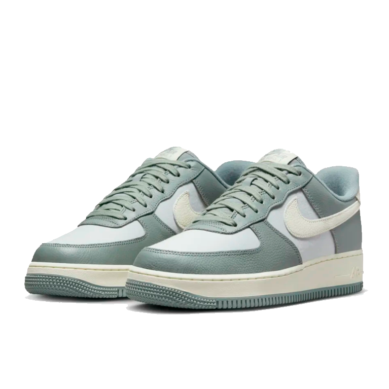 Кроссовки NIKE Air Force 1 '07 LX