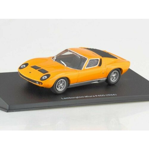 Масштабная модель Lamborghini Miura P400 (1966) машинка игрушечная lamborghini miura p400 12 5 см