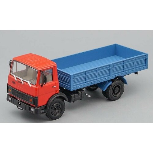 Масштабная модель грузовика коллекционная Минский 5337 бортовой (1987-1994), красный / синий коллекционная масштабная модель минский 5337 бортовой 1991 1999 голубой серый 1 43