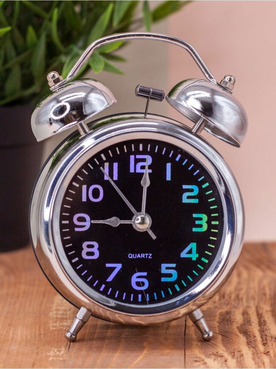 Часы настольные с будильником Chameleon