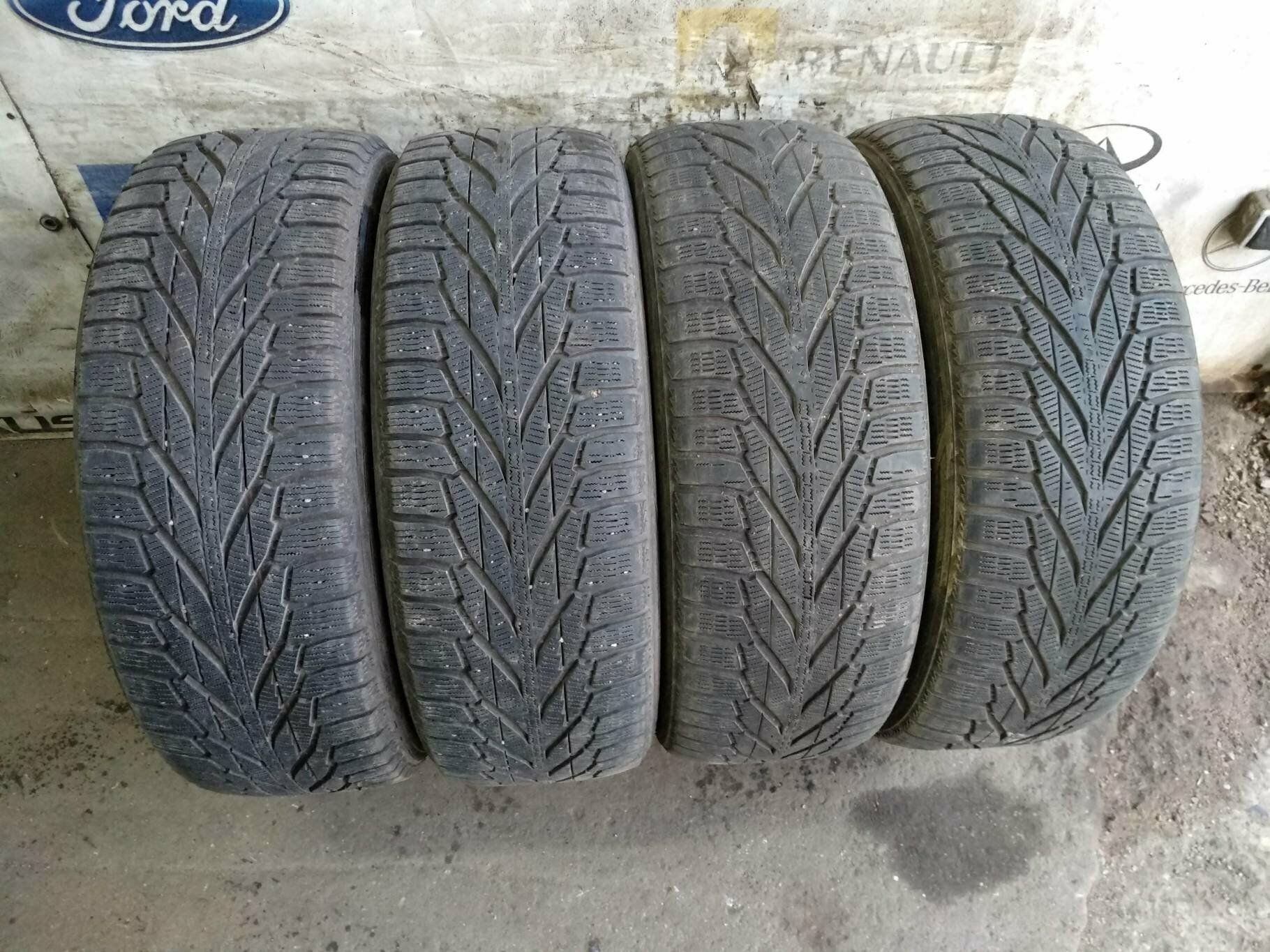 Шины Nokian Tyres Hakkapeliitta R2 SUV 235/60 R18 107R БУ Зимние нешипованные