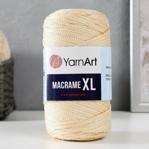 Пряжа Macrame XL 100% полиэстер 130м/250г