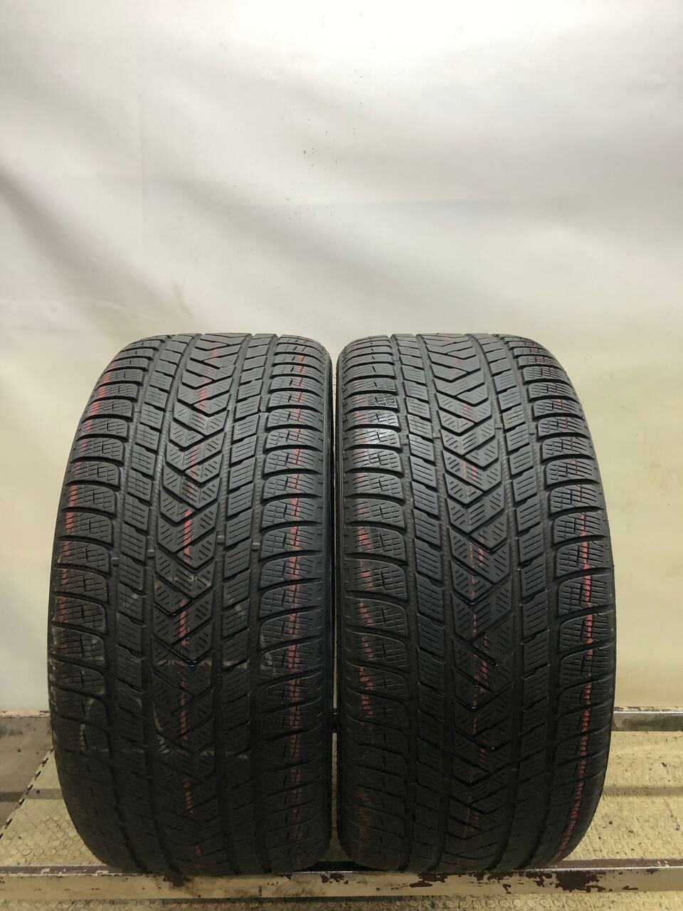 Pirelli Scorpion Winter 295/35 R21 БУ Шины Зимние