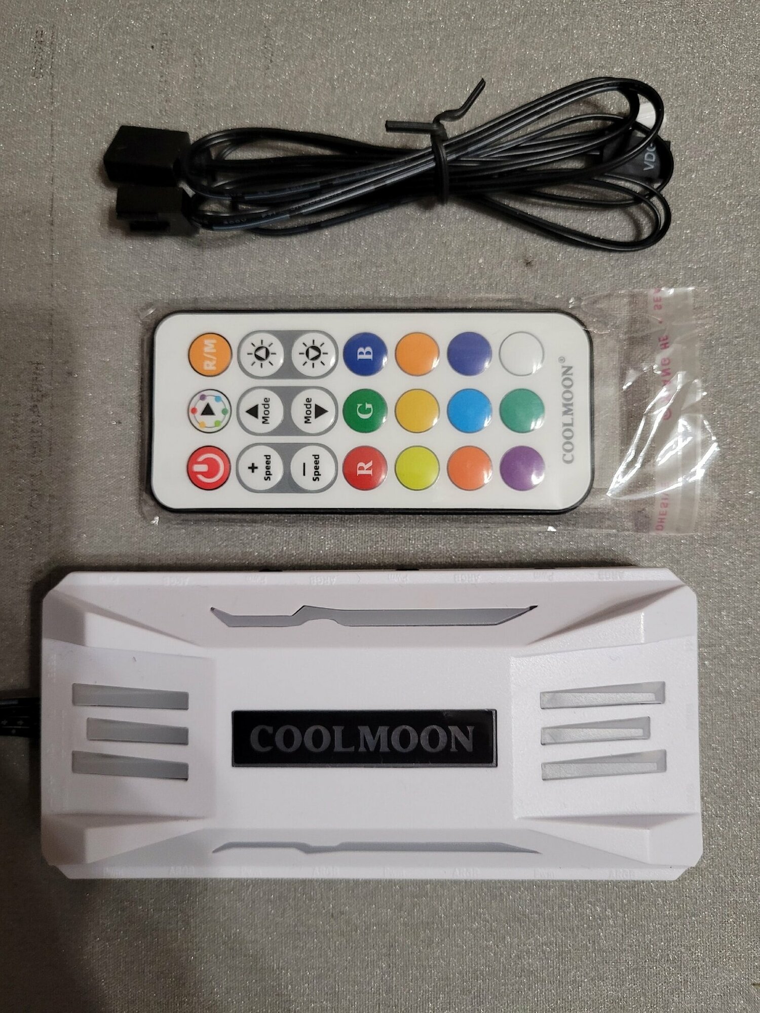 Хаб контроллер A-RGB подсветки и PWM Coolmoon с пультом дистанционного управления. White