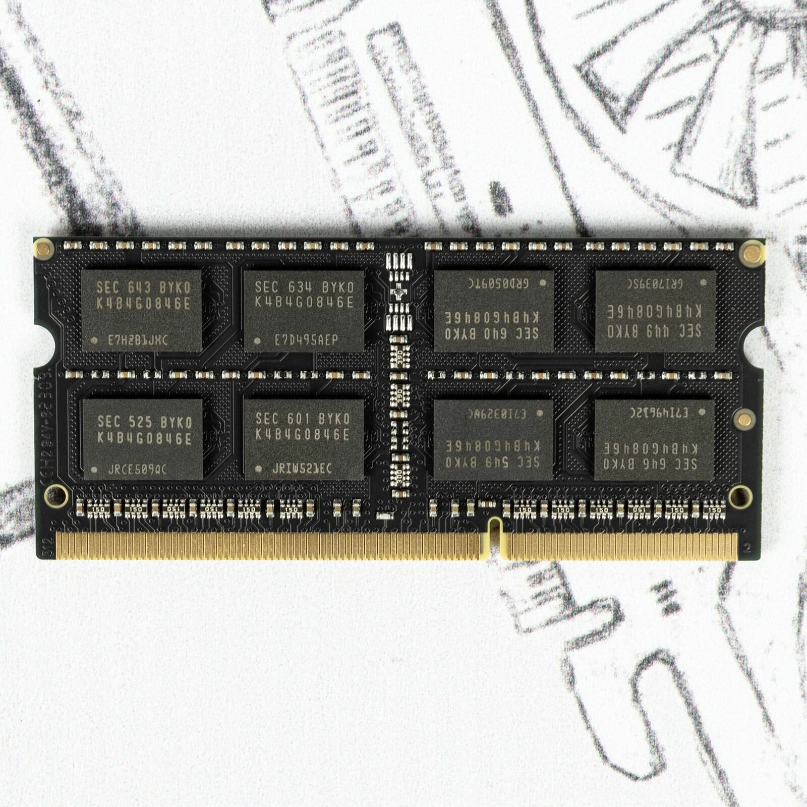 Оперативная память Tesla SODIMM DDR3 1600 МГц 1x8 ГБ (TSLD3LNB-1600-C11-8G)