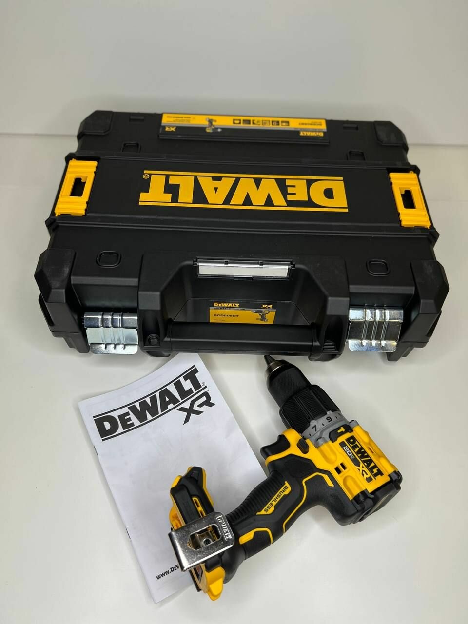 Аккумуляторная дрель-шуруповерт DeWalt DCD805NT ударная (без акк, без з/у) - фото №17