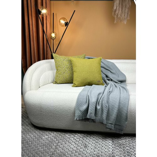 Подушка декоративная COLORISTICA, из букле, Magnifico plain col.05 45x45