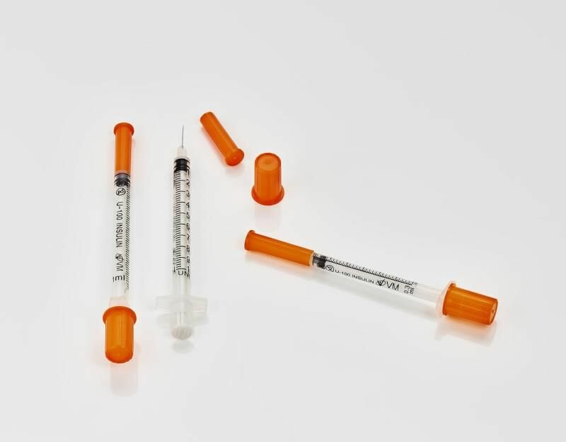 Шприц одноразовый 0,3 мл 3-х компоментный Vogt Medical инсулиновый с интегрированной иглой 30G 0,3х8 мм