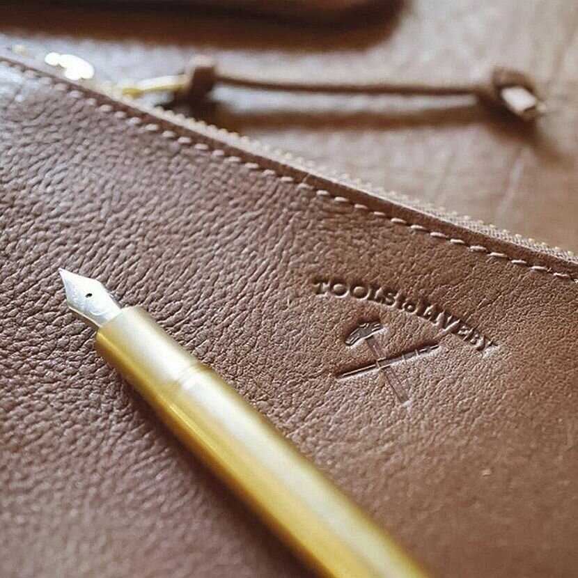 Case Brown M Пенал — фото 1