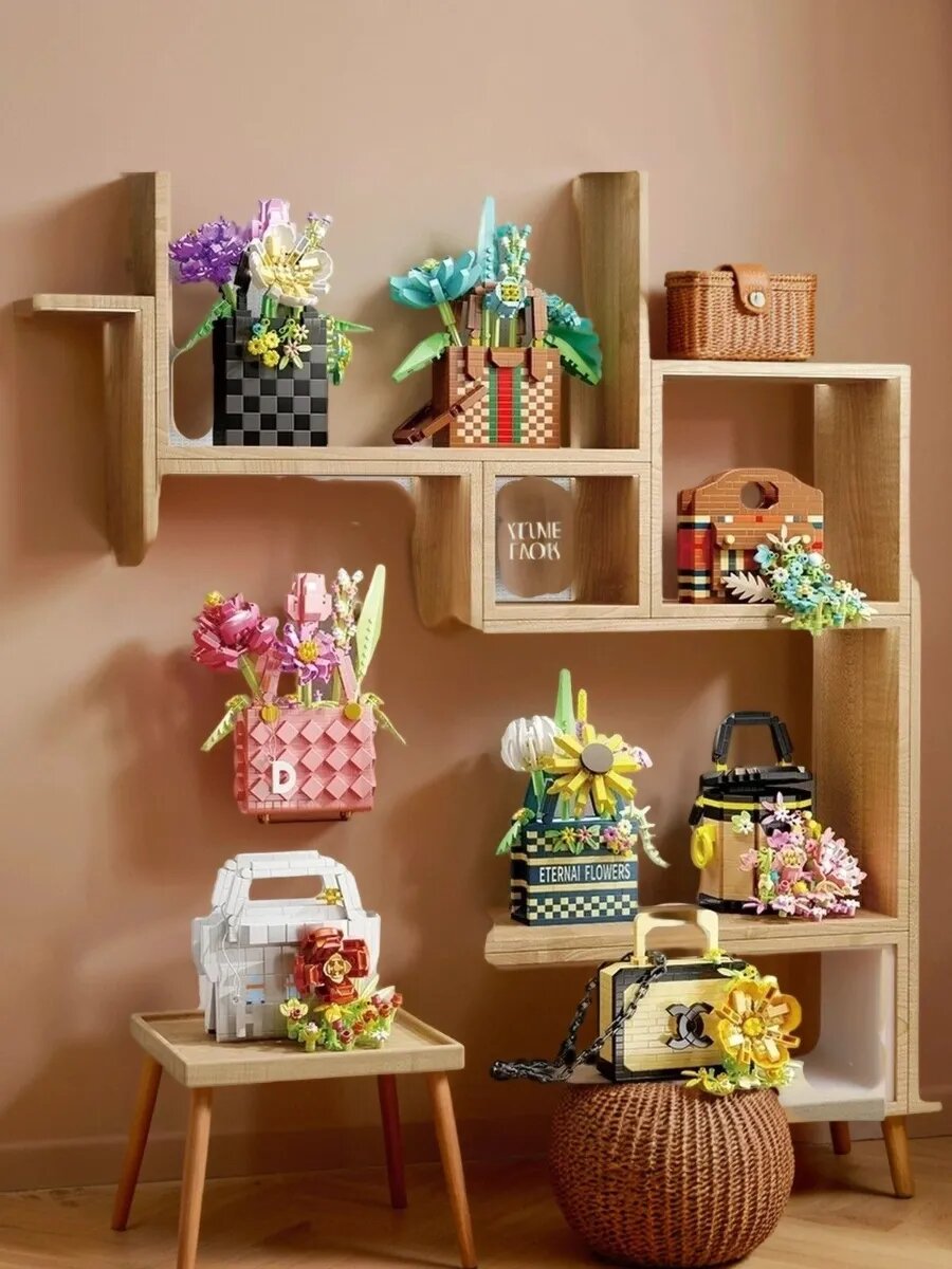 Конструктор цветы в сумке Furla — фото 1