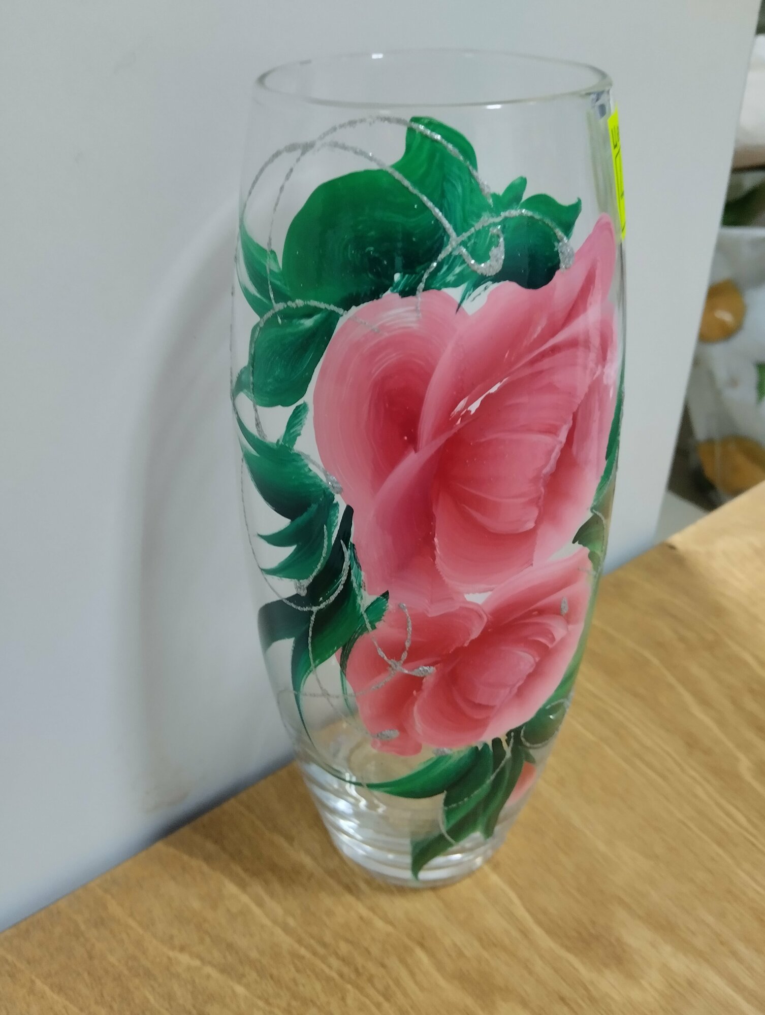 Прозрачная ваза "Flora " от бренда "Pasabahce", настольная, рисунок "Розы", высота 26 см.