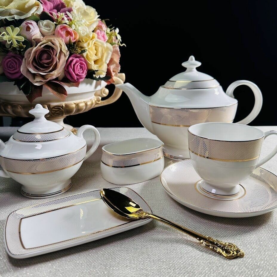 Чайный сервиз на 6 персон 16 предметов Lenardi Золотая симфония чайник 1200мл, сахарница 300мл, чашки 250мл, блюдца, фарфор
