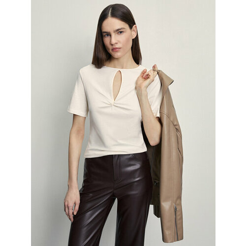 фото Футболка zarina, размер l (ru 48)/170, ваниль