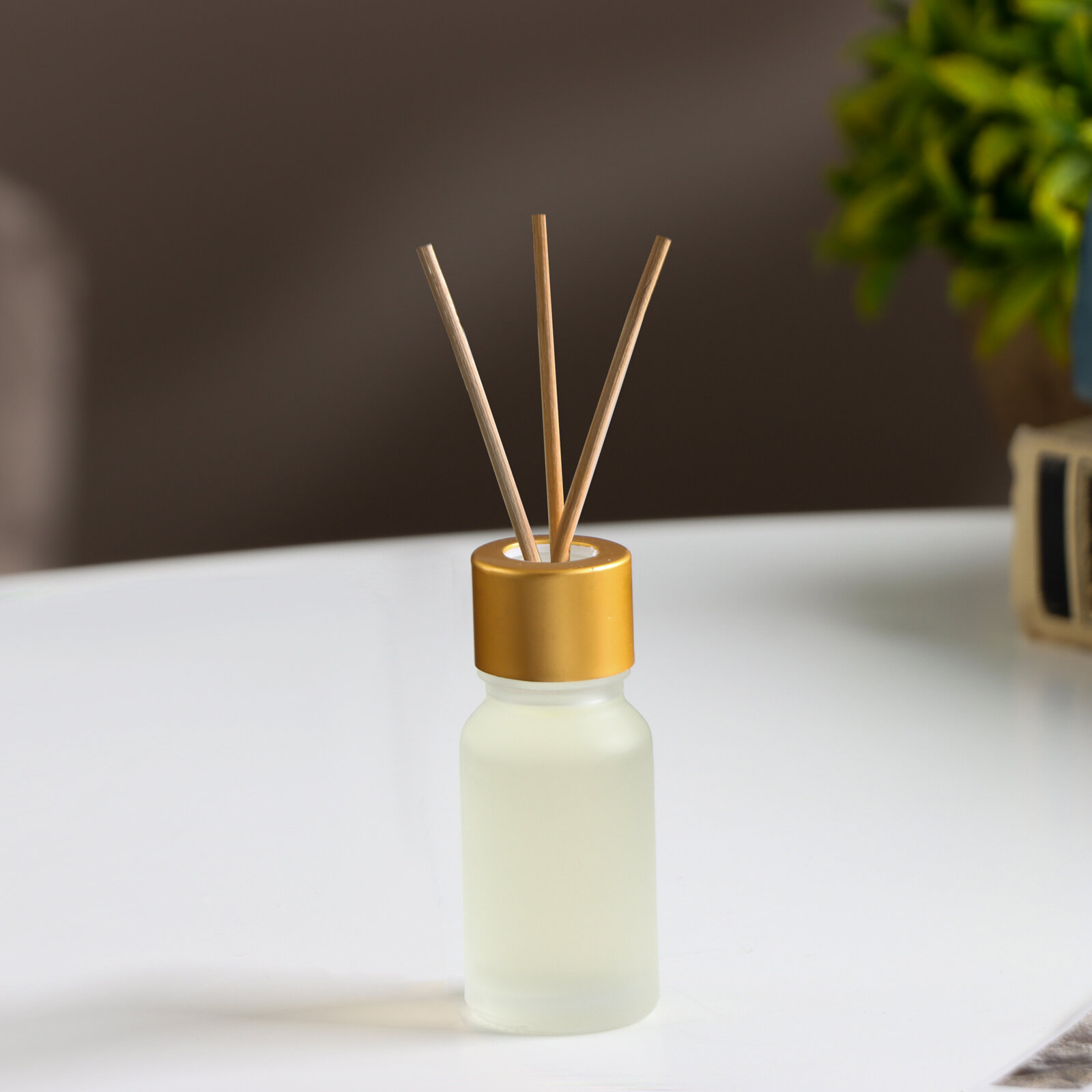 Диффузор ароматический "Пачули и дерево" 10 мл — фото 1