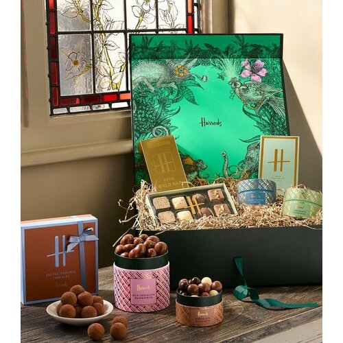 Коробка со сладостями Harrods Chocolate Hall