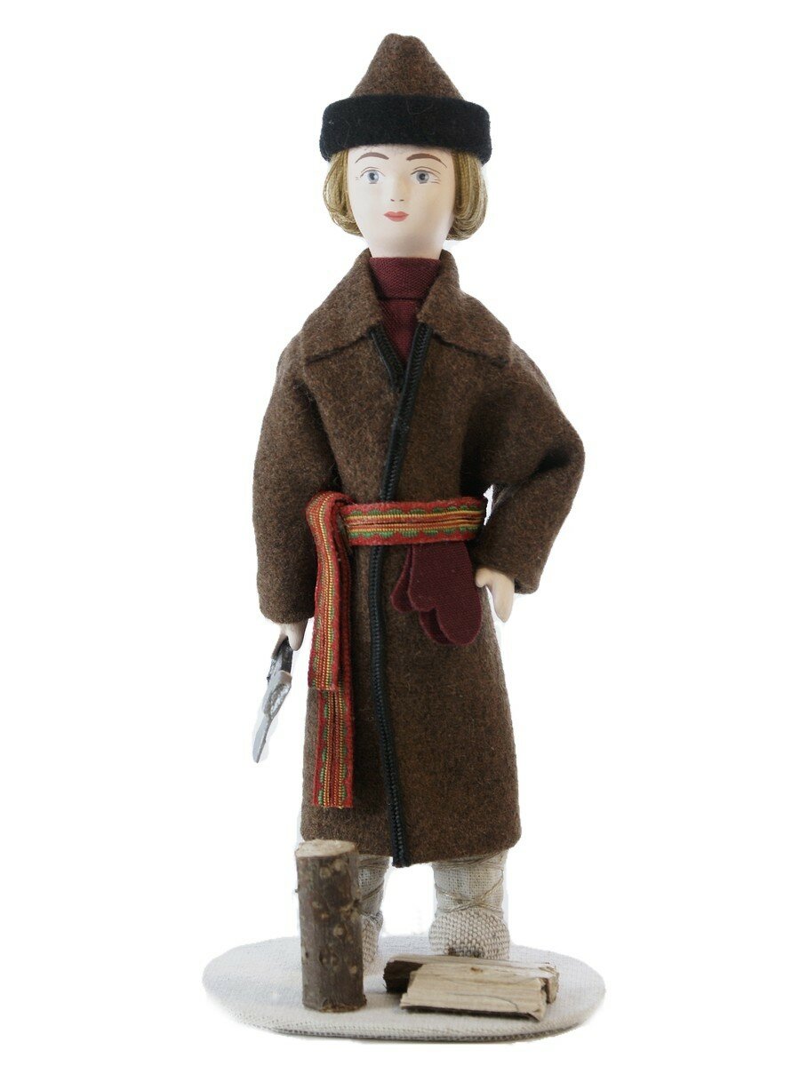 Кукла коллекционная парень в зимнем костюме с топором