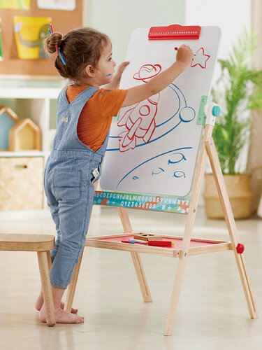 Изображение товара Плоский двусторонний мольберт-перевертыш детский Hape E1063_HP