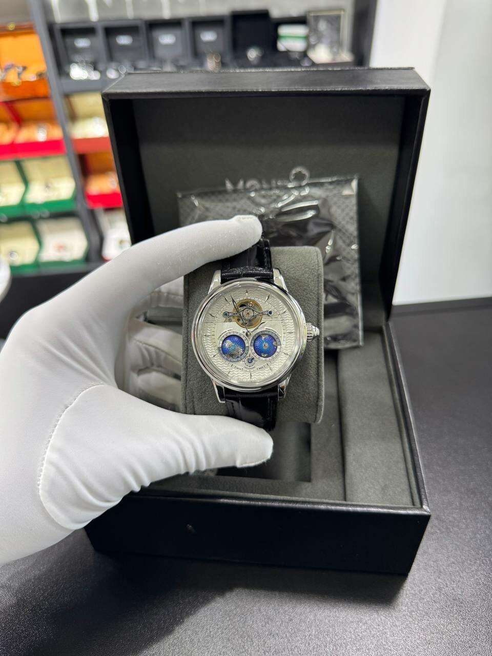 Наручные часы