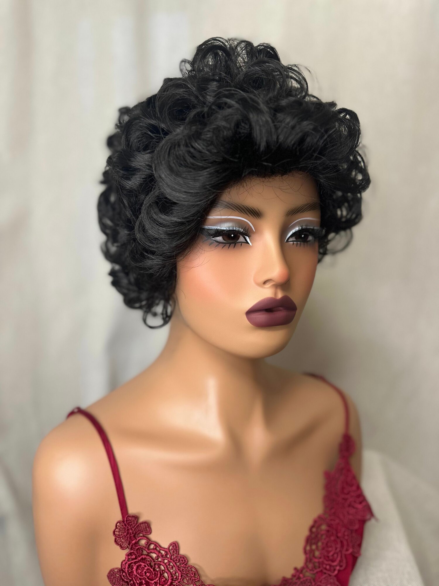 Парик женский короткий кудрявый — фото 1