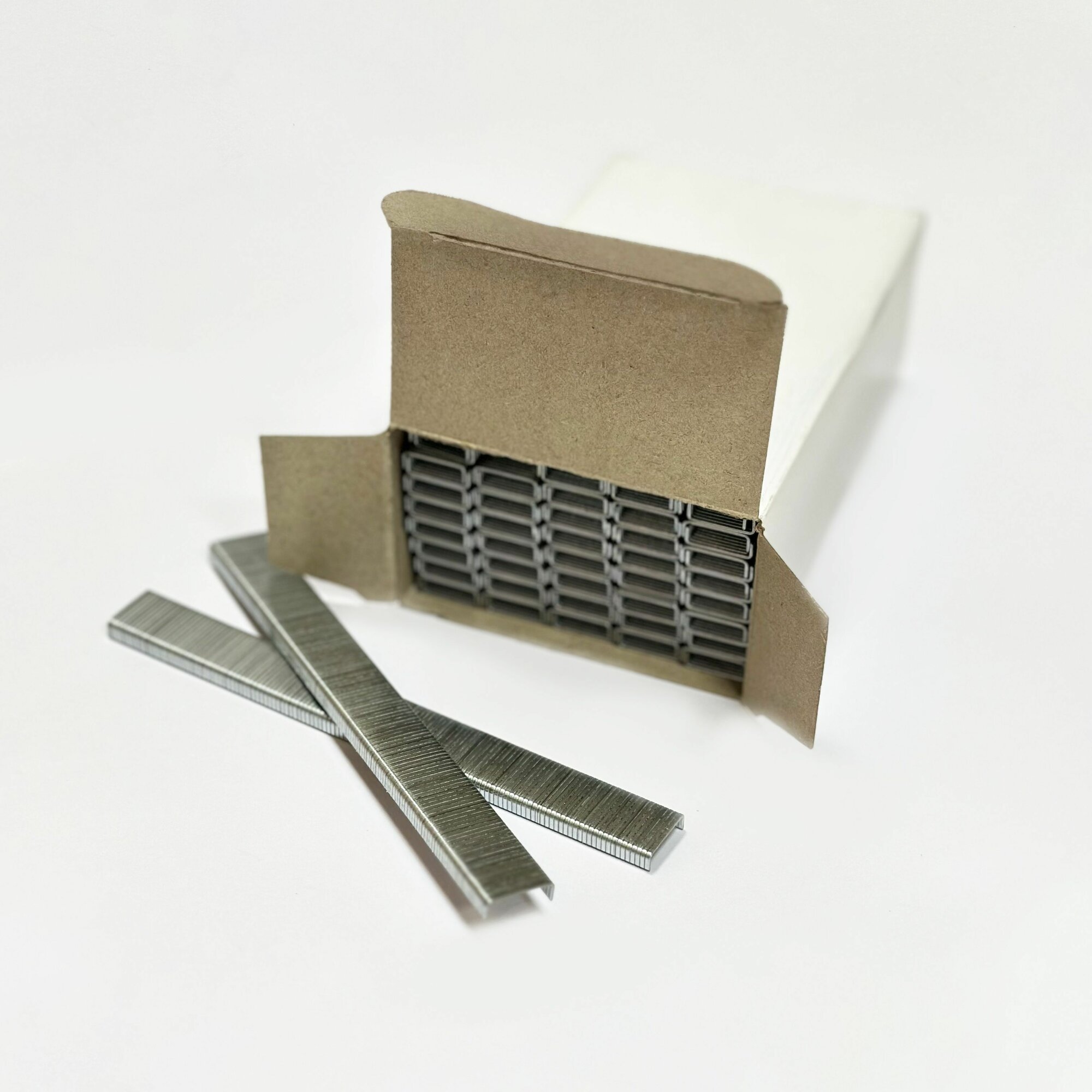 Скобы обивочные для пневмостеплера 8004, 4 мм, GA21 (Prebena A, Omer 80) — фото 1