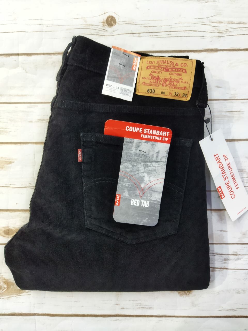 Джинсы классические Levi's Levis 630 классические вельвет, размер 36, черный
